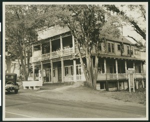 Exterior view of The Cramer Hotel in Santa Cruz County, Felton, ca.1930