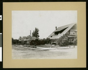 Large homes on Second Street in Covina, ca.1908