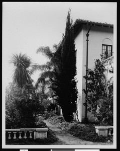 Path at the W.C. Oakley Home at the California Botanic Gardens