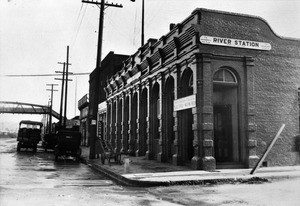 Exterior view of the Southern Pacific River Station on San Fernando Street, ca.1919