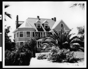 Mrs. Thomas S. McNair residence in Glendora, 1896