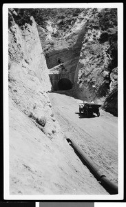Car approaching the Newhall Tunnel, ca.1910