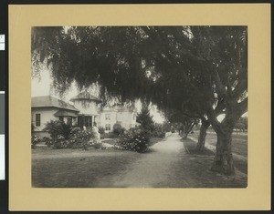 View of houses along Broadway, Santa Maria