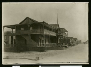 Small apartment house or hotel, Newport Beach, ca.1900