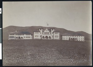 Exterior view of California Polytechnic and Agriculture College, San Luis Obispo, ca.1900