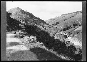 View of the Cuesta Grade near San Luis Obispo, ca.1905