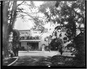 Exterior view of the Frank Miller's Glenwood Mission Inn (hotel), Riverside, ca.1910