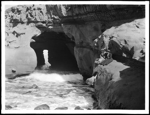 Arch rock, or Goldfish point, at Point Loma, La Jolla, ca.1905