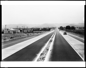 View of Sepulveda Boulevard looking south from Magnolia Boulevard after improvement, June 18, 1940