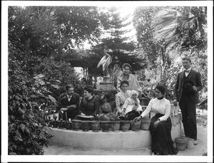 Wealthy Mexican family at their home at Aranguez, Mexico, ca.1905