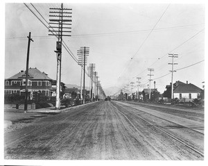 View looking north on Pasadena Avenue (formerly North Figueroa Street) in Highland Park from Avenue 51, ca.1905