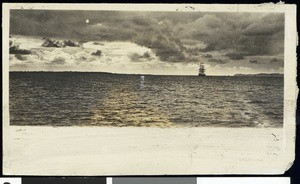 A view of a shoreline in Astoria, Oregon