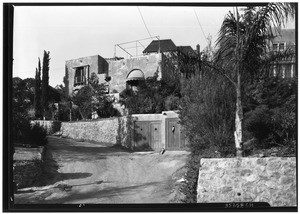 Exterior view of a house at 2008 Taft Avenue in Hollywood, October 24, 1929