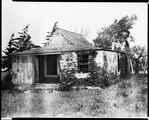 Exterior view of the office of the salt works owned by the Mellus brothers north of Redondo Beach, ca.1900