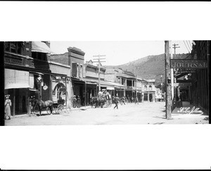 View of a stage coach on Main Street in Yreka