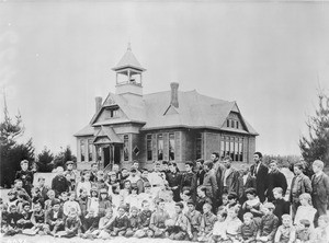 A group of students outside of Lankershim School in San Fernando Valley, California, ca.1889