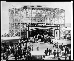 Jackrabbit Racer ride at the Long Beach Pier and Pike, ca.1915