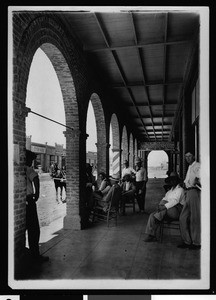 Hotel veranda in El Centro, ca.1910