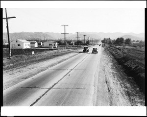 View of Sepulveda Boulevard looking south from Magnolia Boulevard before improvement, November 21, 1939