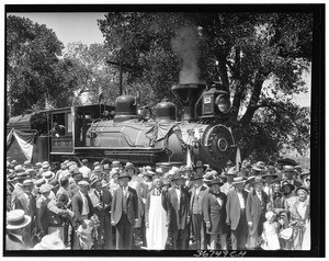 "Wedding of the rails", showing the train in operation, 1926