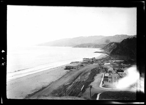 Birdseye view of the Pacific Coast Highway between Santa Monica and Malibu