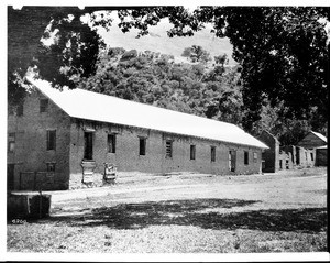 Barracks and store house of Fort Tejon, ca.1914