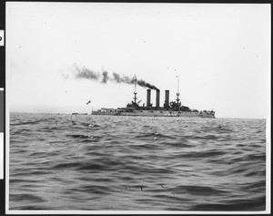 Starboard profile of the U.S.S. Maine with launches alongside, 1908