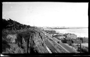 View of Santa Monica looking south from the bluffs towards the pier, ca.1925