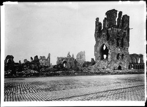 Ruins of the Lakenhalle, or Cloth Hall, in Ypres, Belgium, ca.1915