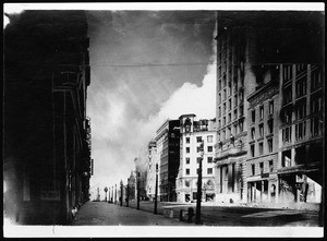 Fire in San Francisco following the earthquake, showing Market Street, April 18, 1906