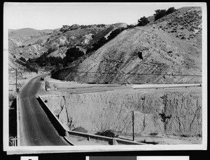 Northward view of San Fernando Road and Tunnel Station Bridge after the completion of Foothill Boulevard, ca.1934