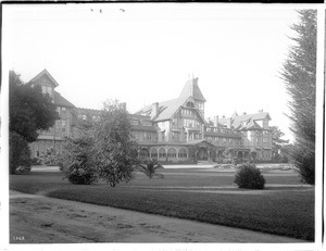 Hotel Del Monte in Monterey, ca.1900-1905