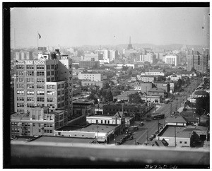 Downtown Los Angeles from south of the city, showing the Frank Wiggins Trade School, ca.1920-1939