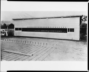 Camera machine used by Eadweard Muybridge during his experiments in action photography, ca.1875