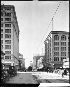 Broadway, looking north from Seventh Street, Los Angeles, ca.1907-1917