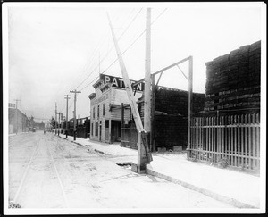 View of Second Street to the west of Central Avenue looking east, Los Angeles, ca.1900