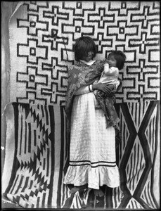 Young Walapai Indian mother with child in her arms, Hackbury, Arizona, ca.1900