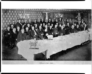 Sunset Club members at Al Levy's Café, 1905