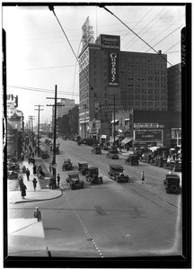 View of the intersection of Hollywood Boulevard and Vine Street in Hollywood