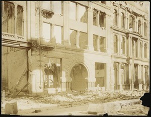 San Francisco earthquake damage, showing the ruins of Bank of America, 1906