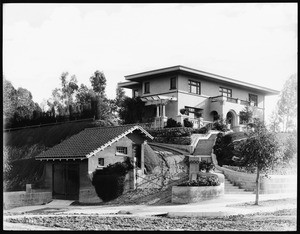 John Parkinson residence, St. Paul Street & 6th Street, ca.1910