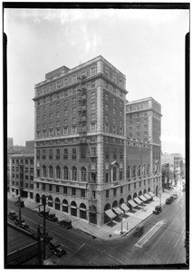 Exterior view of the Jonathan Club, 1927