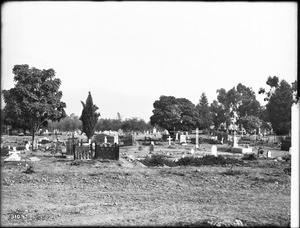 Cemetery in back of the church of Mission San Gabriel, ca.1908