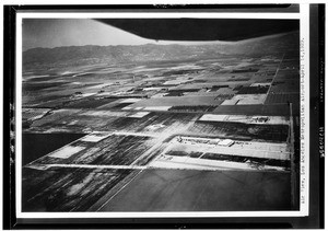 Aerial view of Los Angeles Metropolitan Airport, April 14, 1929