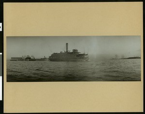 Ferry boat away from Oakland's Key Route Ferry Pier, ca.1910