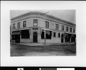 Exterior view of the First National Bank Block in Escondido, ca.1907