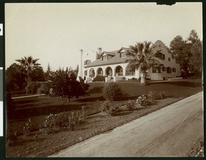 Exterior view of the Cameron residence in Altadena on the east side of Santa Rosa Avenue