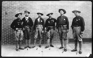 Portrait of six Spanish-American War veterans called "The Bunch", 1904