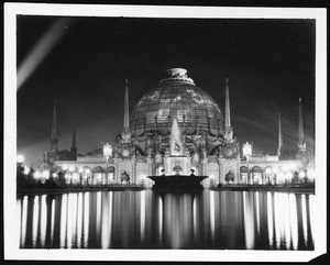 Conservatory at San Francisco's Panama-Pacific International Exposition in 1915