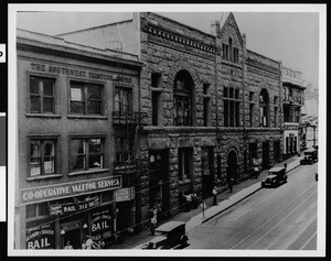 Exterior view of police headquarters at 318 W. First Street, Los Angeles, ca.1920-1929